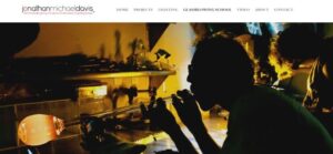 Locally-Grown-Art-Glass-Studio